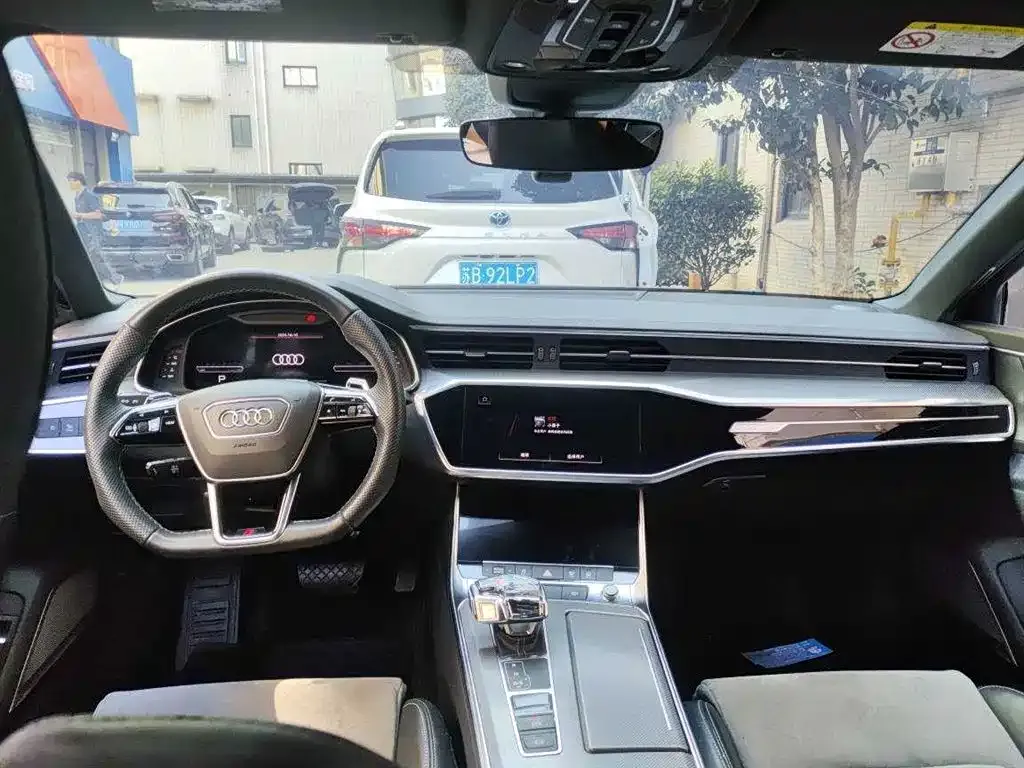 Audi A6L 2022 из CN, фото 4