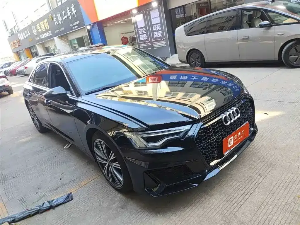 Audi A6L 2022 из CN, фото 6