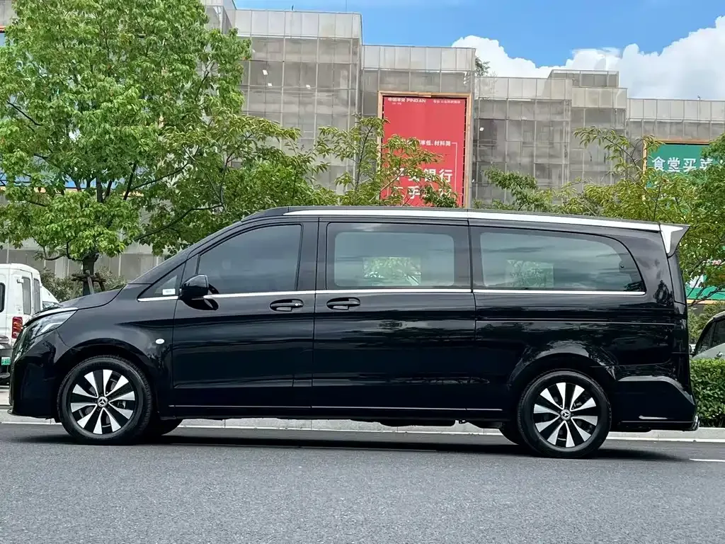Mercedes-Benz Vito 2024 из CN, фото 2