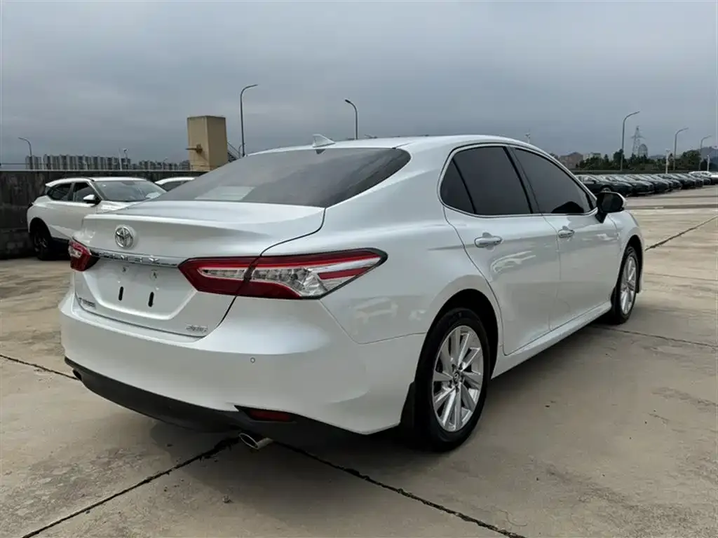 Toyota Camry 2022 из CN, фото 7
