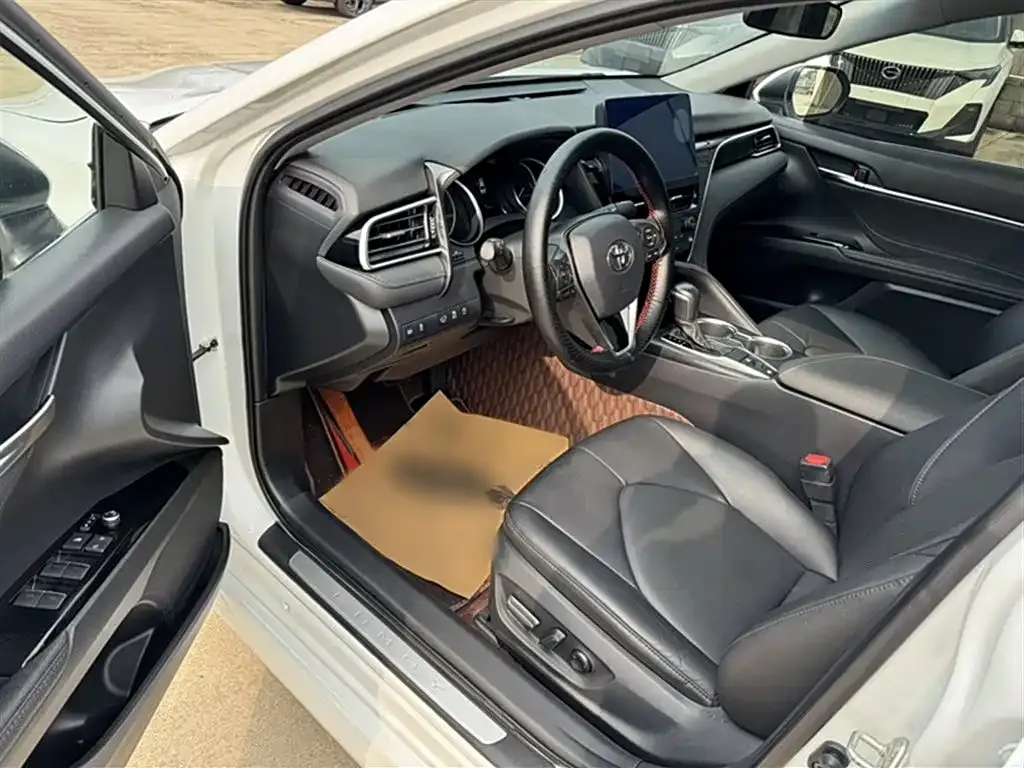 Toyota Camry 2022 из CN, фото 9
