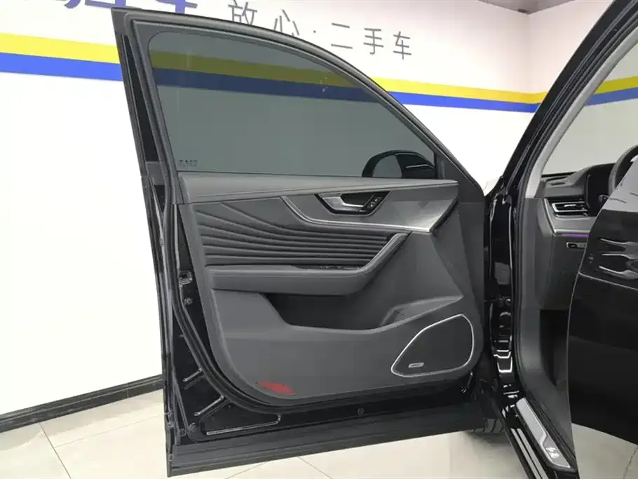 Hongqi HS5 2024 из CN, фото 6
