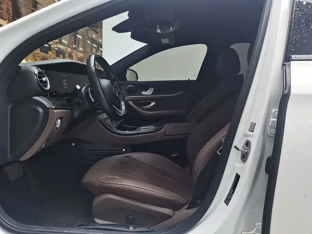 [object Object] E-Class (Import) 2021 из CN, фото 4