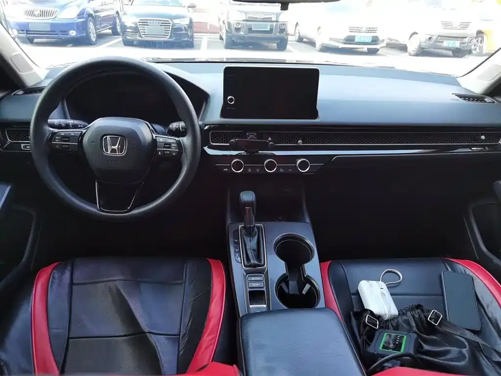 Honda Civic — фото 10
