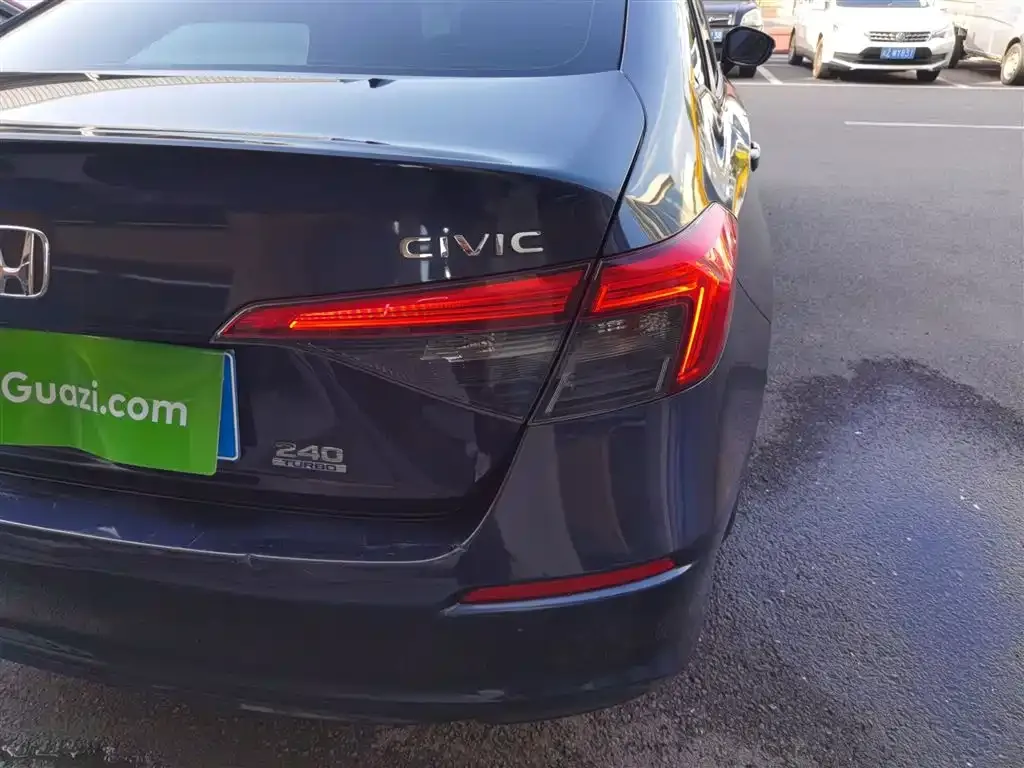 Honda Civic — фото 8