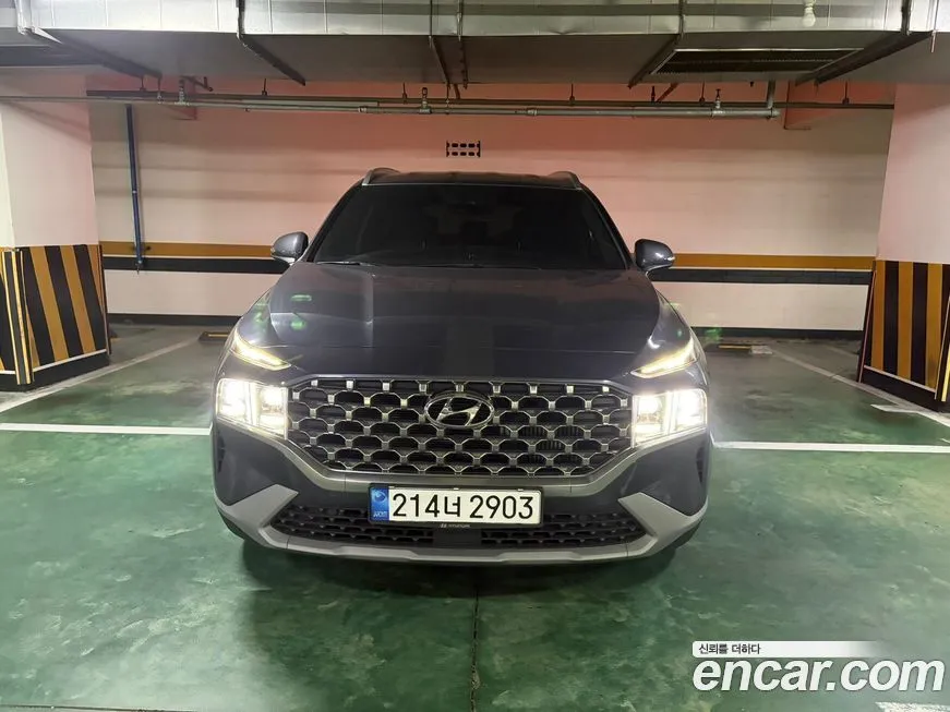 Hyundai Santafe — фото 1