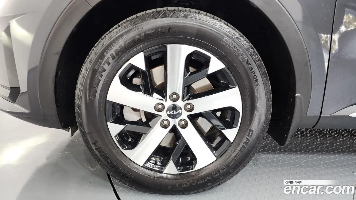 Kia Sorento — фото 5