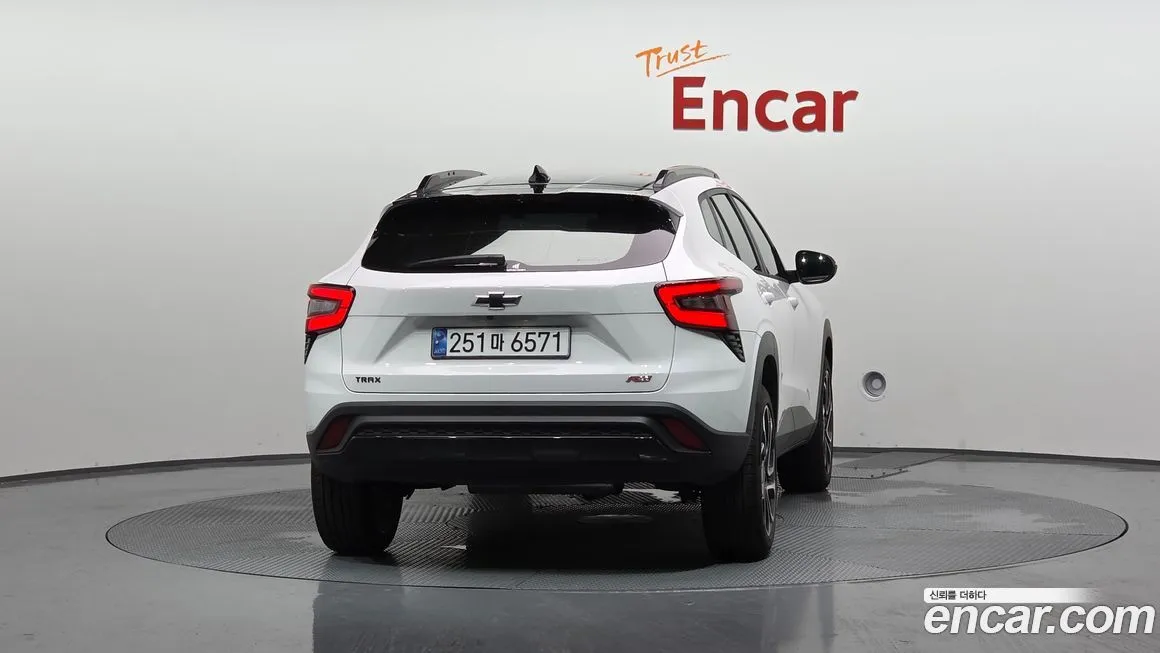 [object Object] Trax 2025 из KR, фото 4