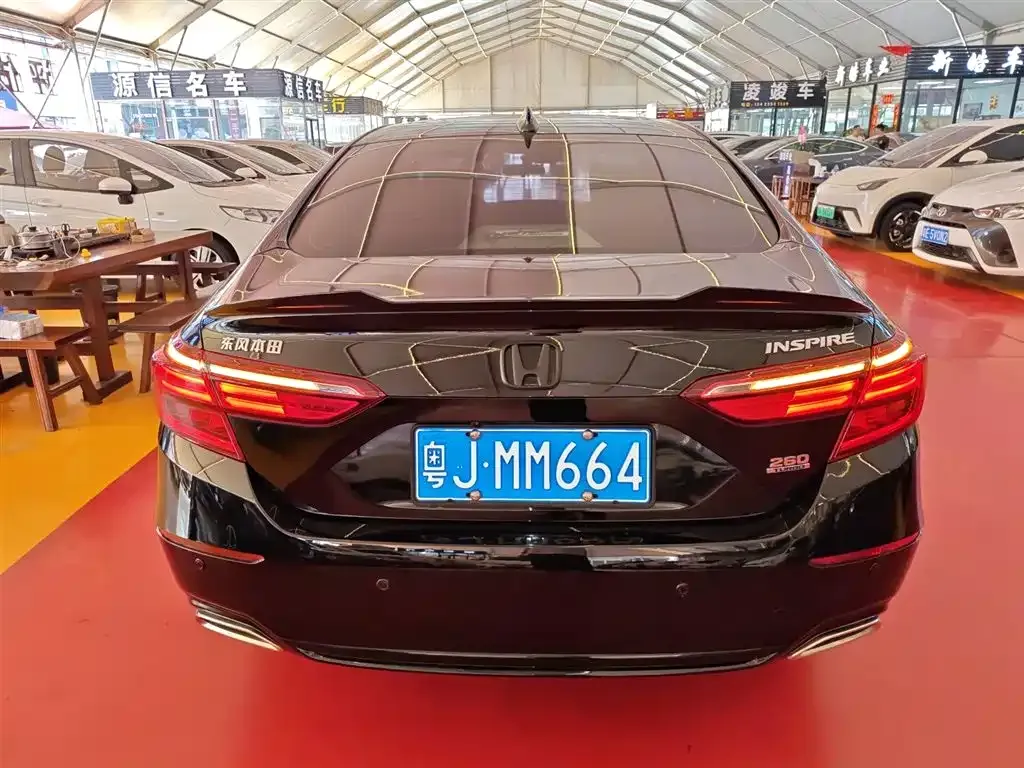 Honda Inspire — фото 6