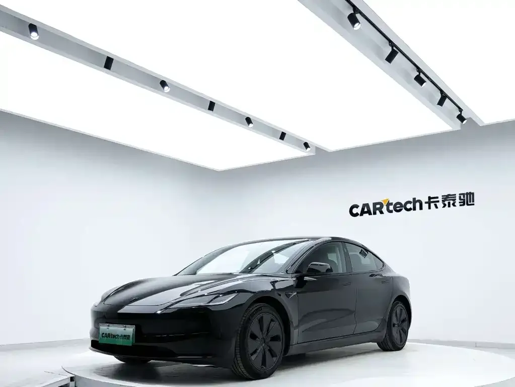 Tesla Model 3 — фото 6