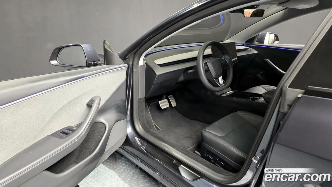 Tesla Model 3 2025 из KR, фото 10
