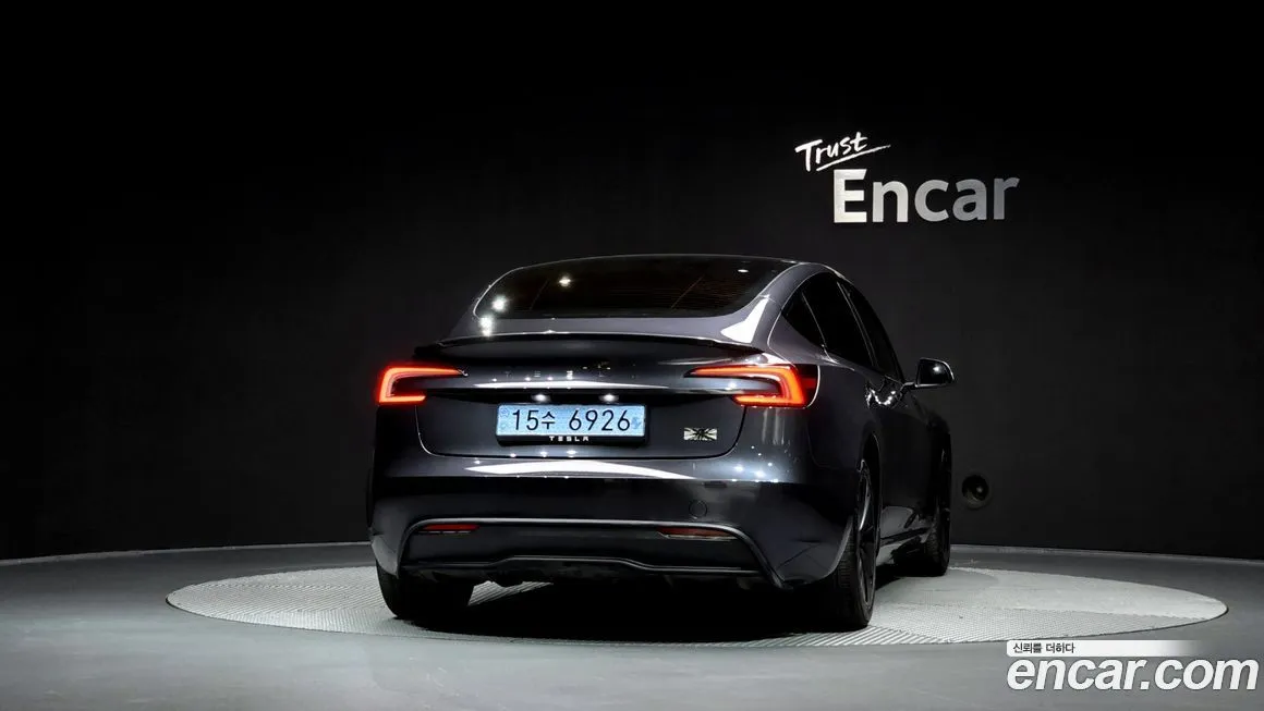 Tesla Model 3 2025 из KR, фото 4
