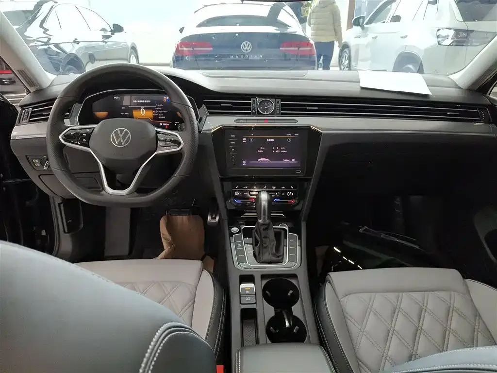 Volkswagen Magotan 2024 из CN, фото 10