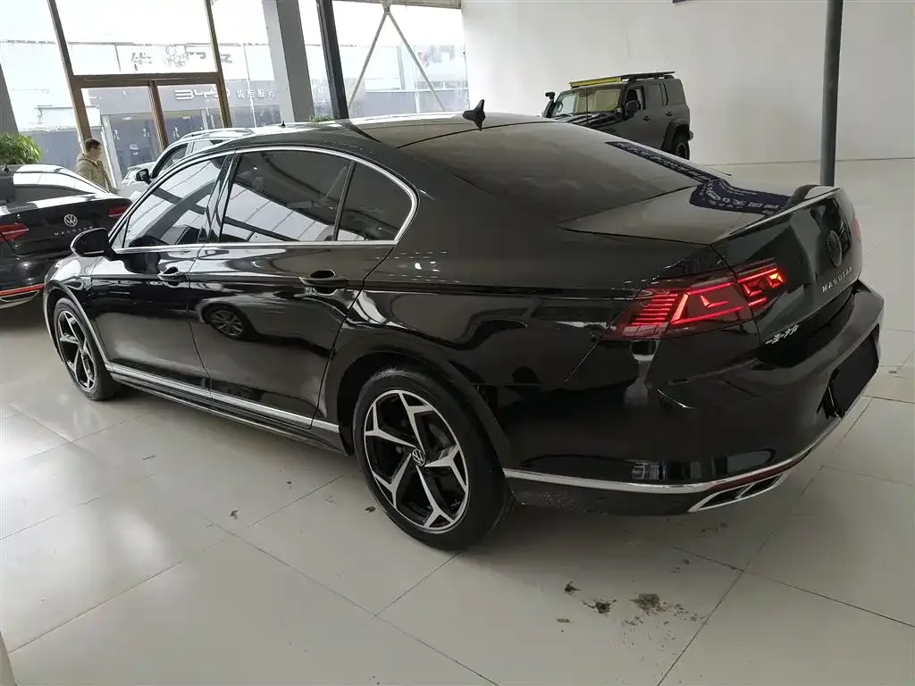 Volkswagen Magotan 2024 из CN, фото 5