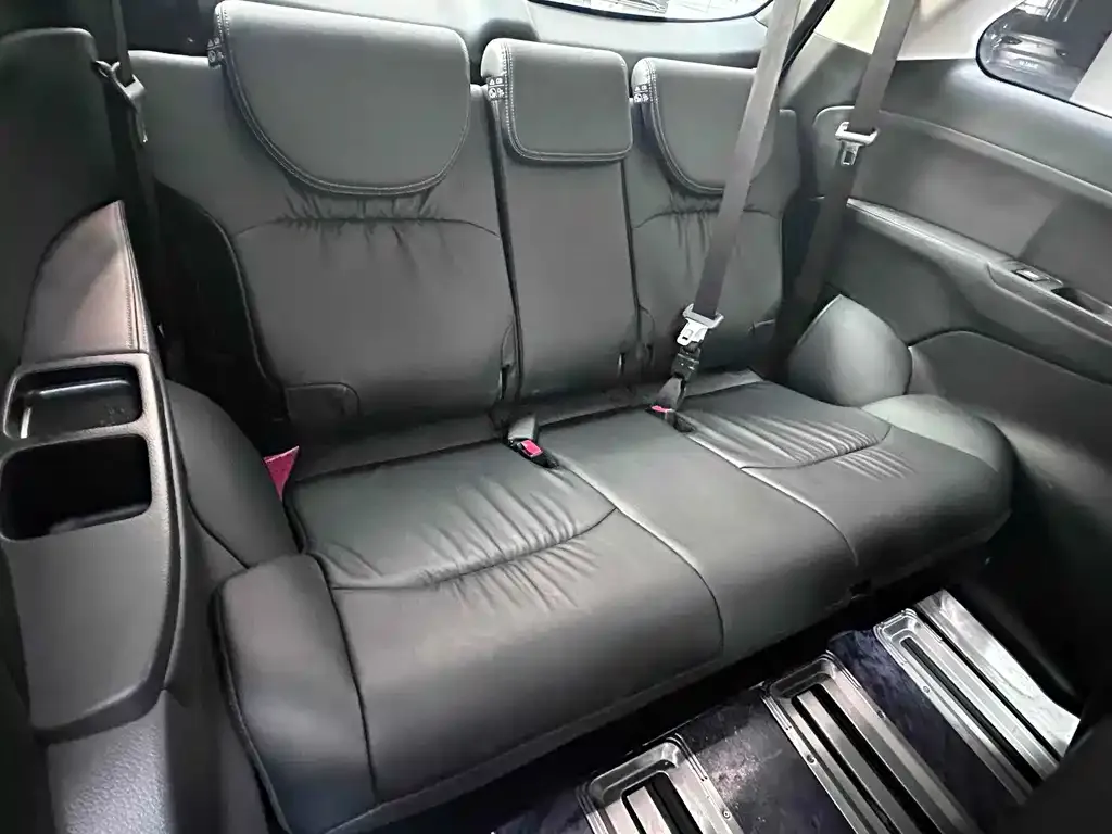 Honda Elysion 2021 из CN, фото 10