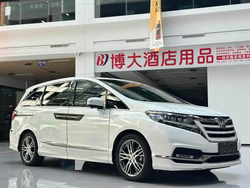 Honda Elysion 2021 из CN, фото 3