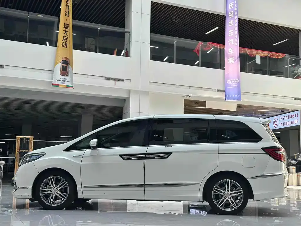 Honda Elysion 2021 из CN, фото 9