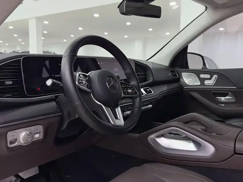 Mercedes-Benz GLE — фото 9