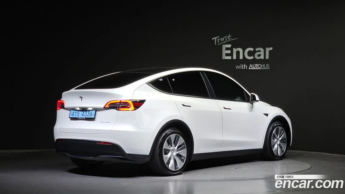 Tesla Model Y 2021 из KR, фото 2
