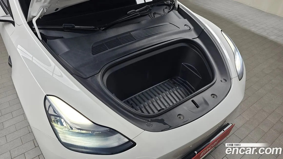 Tesla Model Y 2021 из KR, фото 6