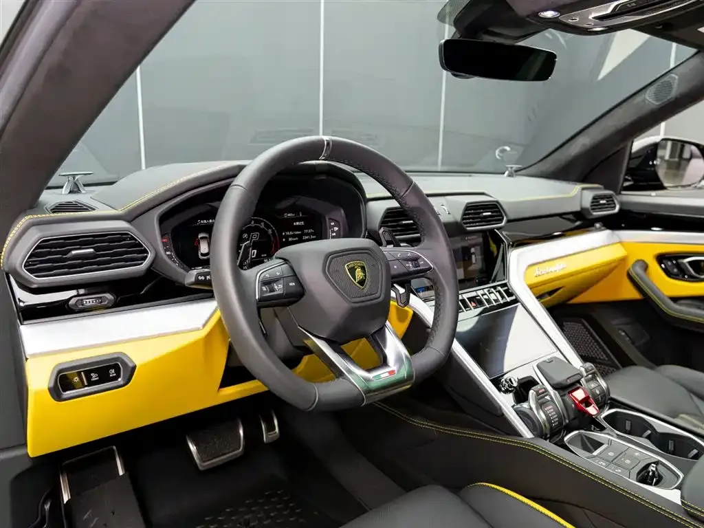 Lamborghini Urus 2024 из CN, фото 9