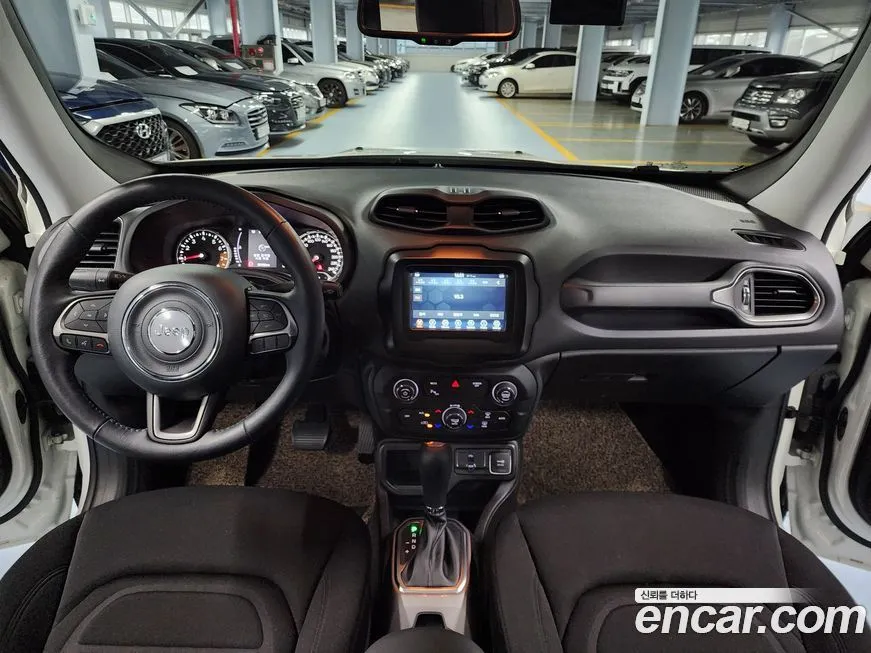 Jeep Renegade 2022 из KR, фото 10