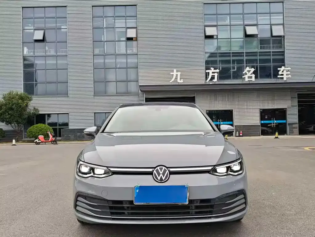 Volkswagen Golf 2022 из CN, фото 2