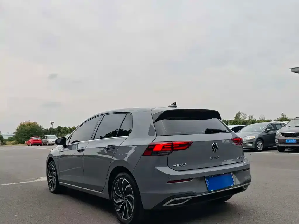 Volkswagen Golf 2022 из CN, фото 6