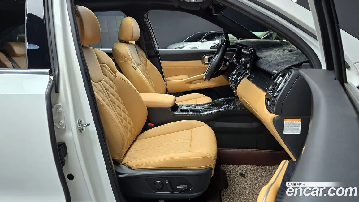Kia Sorento — фото 10