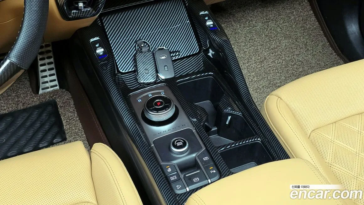 Kia Sorento — фото 9