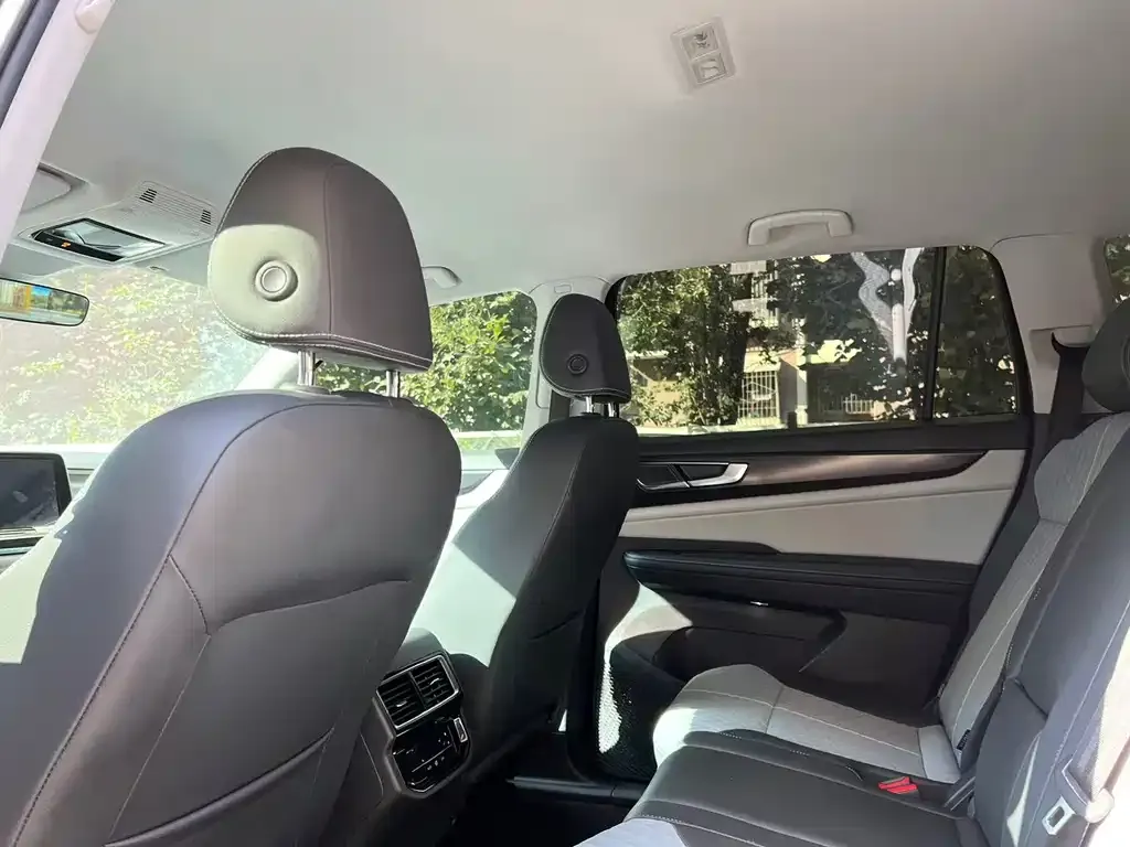 Volkswagen Teramont 2023 из CN, фото 5