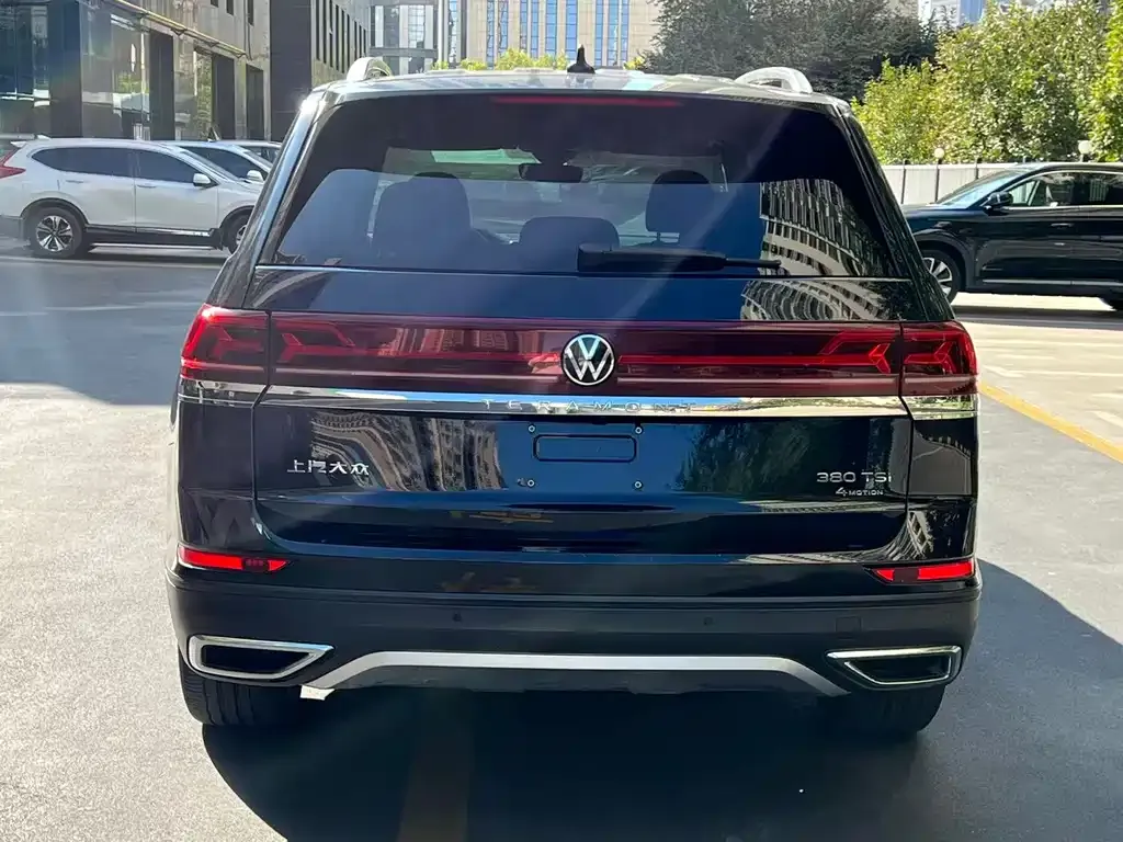 Volkswagen Teramont 2023 из CN, фото 9