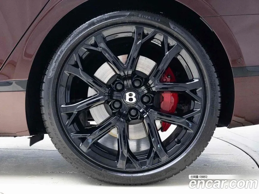 Bentley Flying Spur 2024 из KR, фото 5