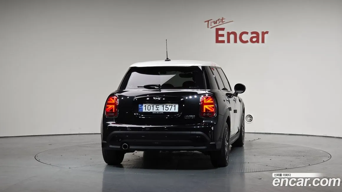 Mini Cooper 2024 из KR, фото 4