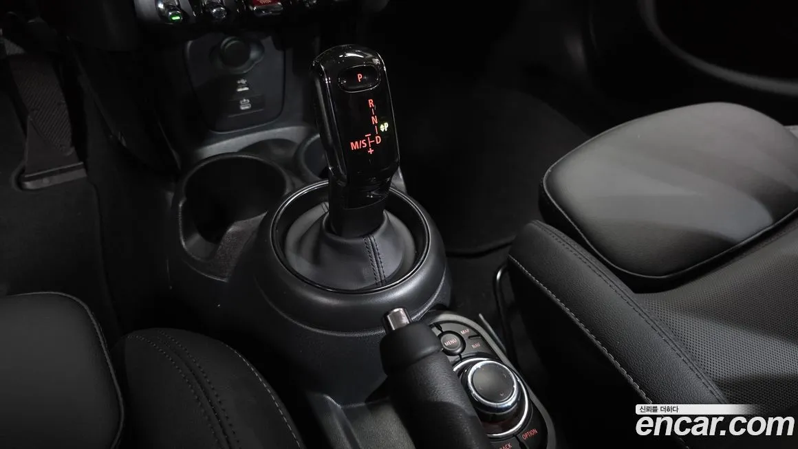 Mini Cooper 2024 из KR, фото 9