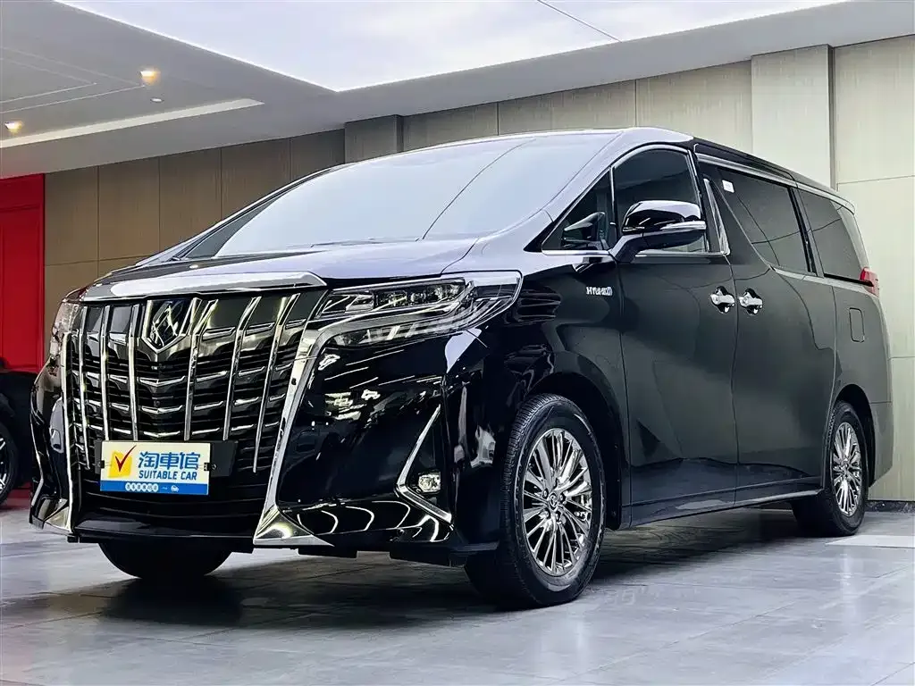 Toyota Alphard 2022 из CN, фото 1