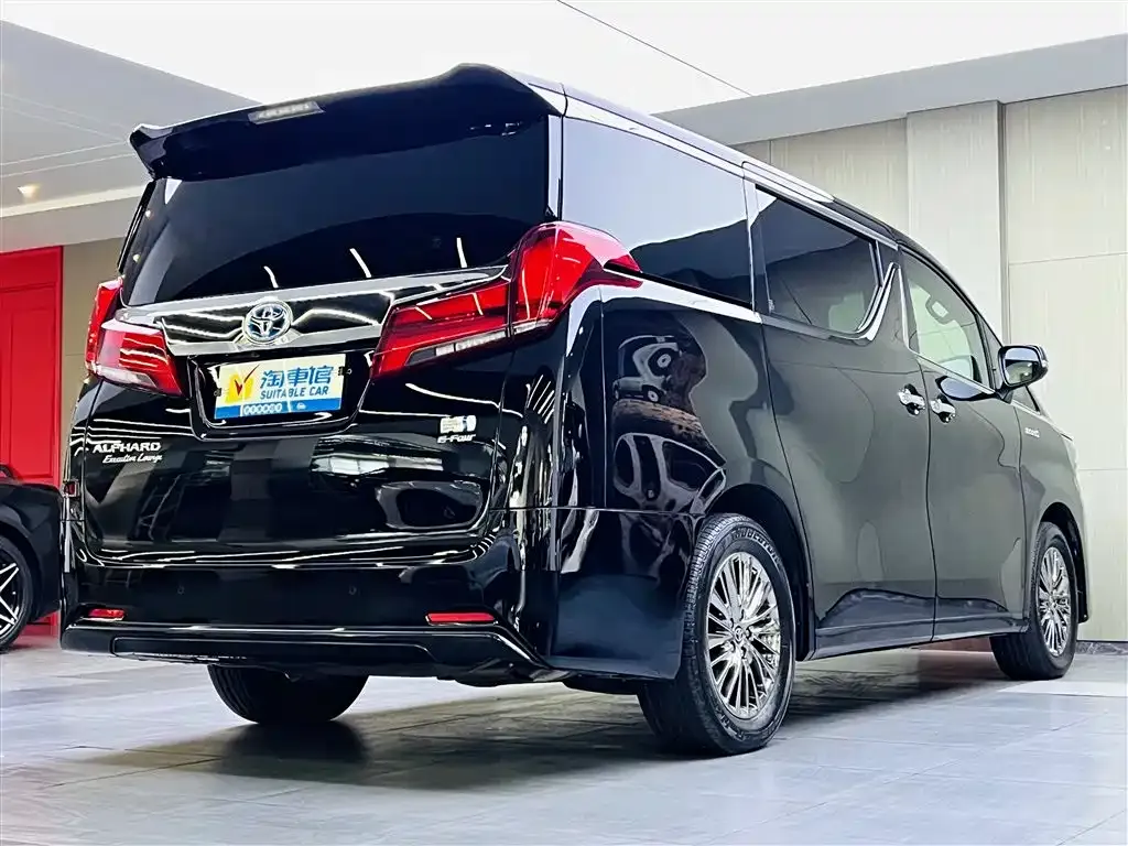 Toyota Alphard 2022 из CN, фото 4