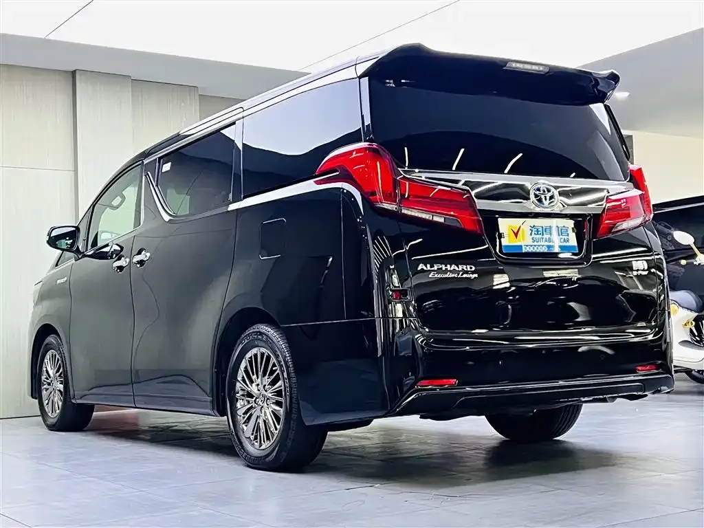 Toyota Alphard 2022 из CN, фото 6