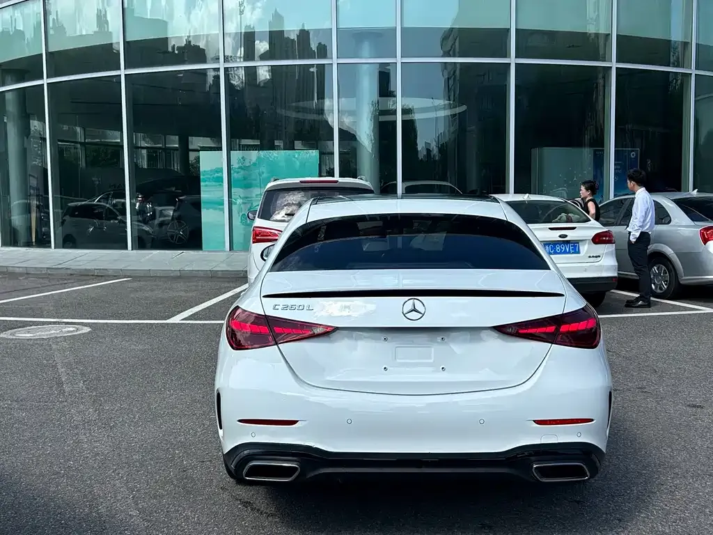 Mercedes-Benz C-Class 2023 из CN, фото 7