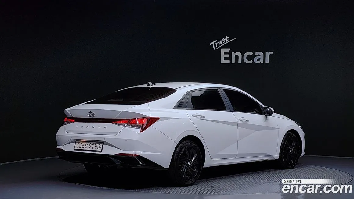 Hyundai AVANTE — фото 2