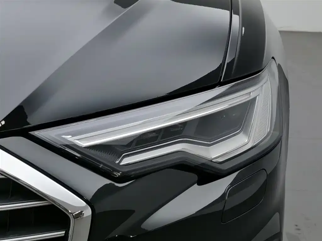 Audi A6L New Energy 2023 из CN, фото 7
