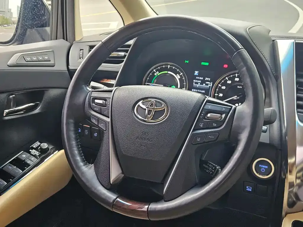 Toyota Alphard 2023 из CN, фото 9