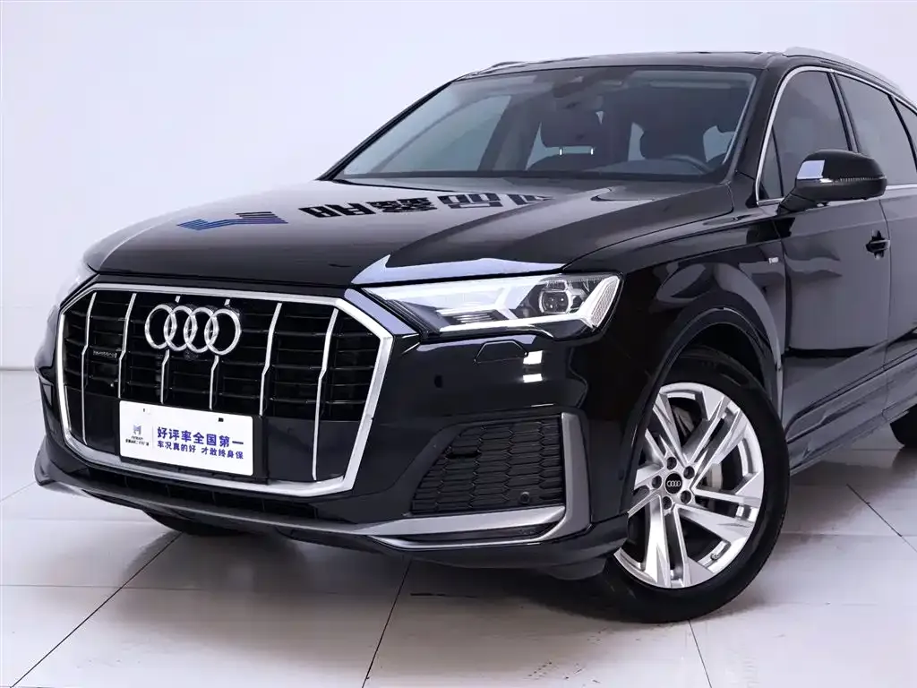 Audi Q7 — фото 3
