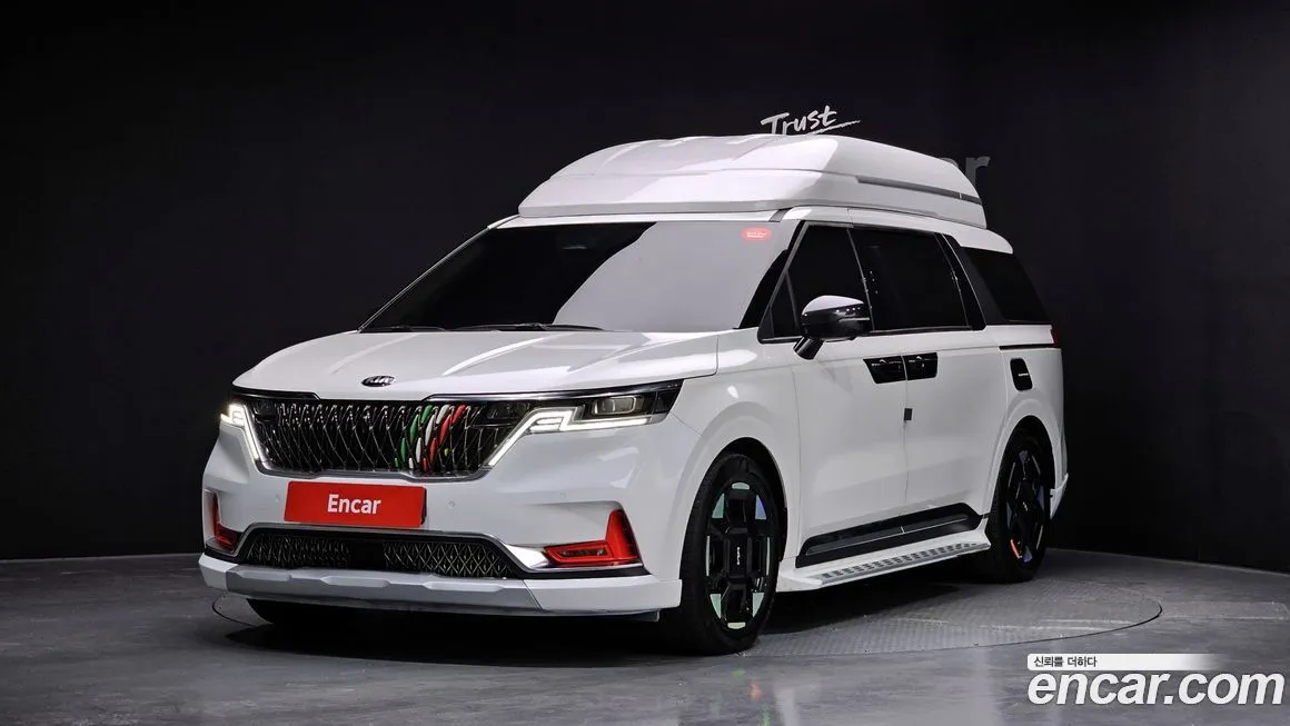 Kia Carnival — фото 1
