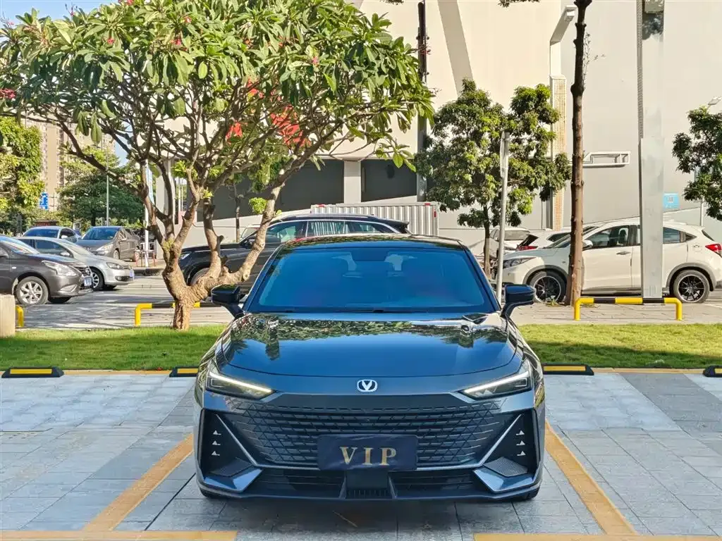 Changan UNI-V 2023 из CN, фото 2