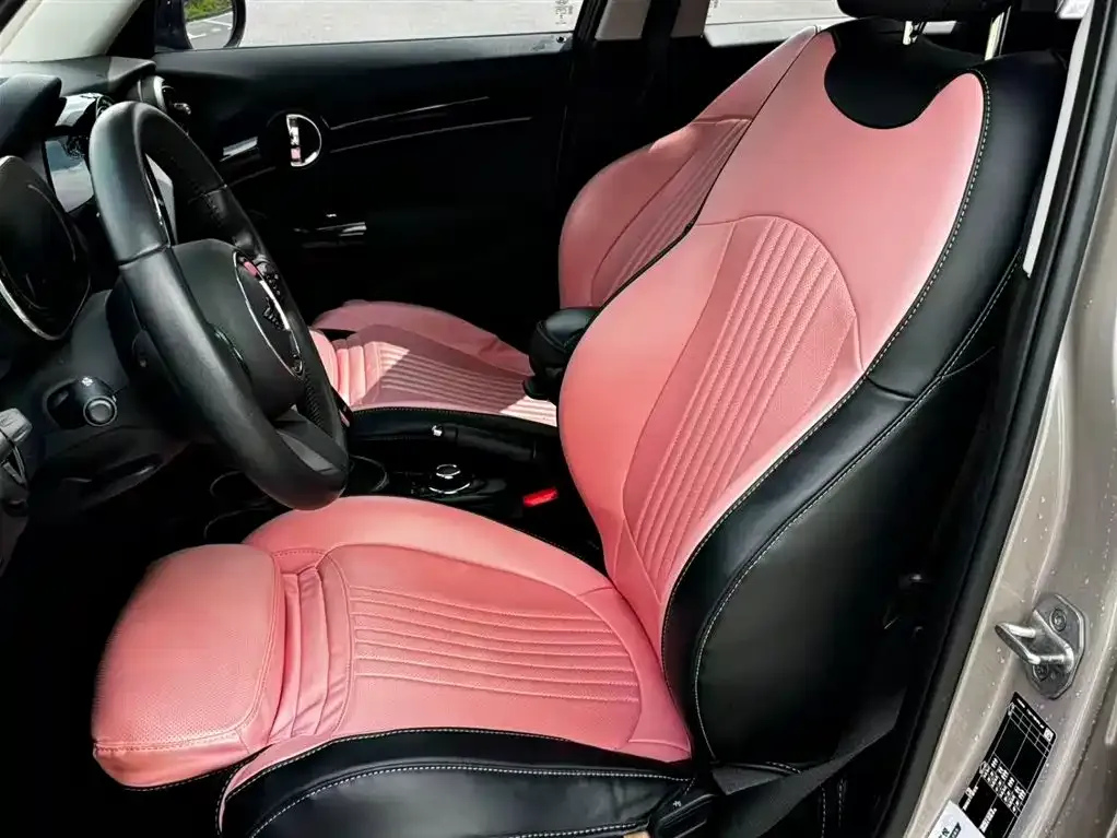 MINI Cooper (3-door) 2024 из CN, фото 2