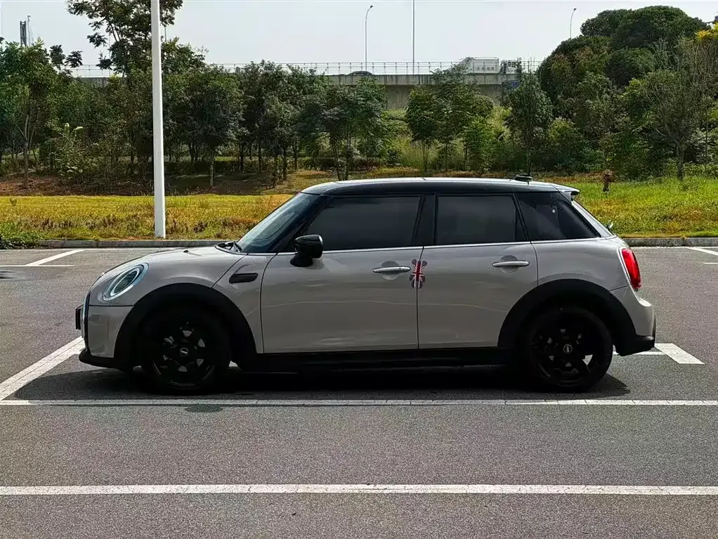 MINI Cooper (3-door) 2024 из CN, фото 5