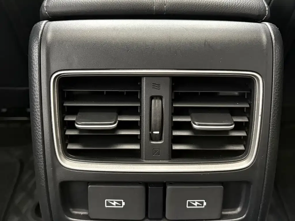 Honda Accord — фото 10