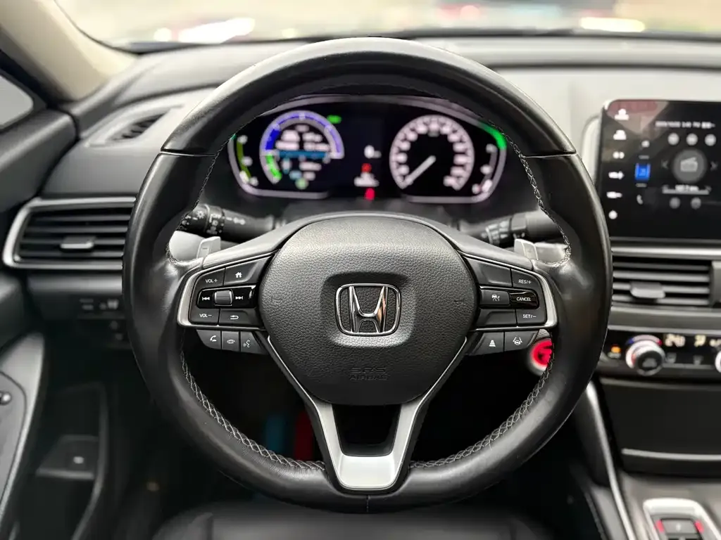 Honda Accord — фото 6