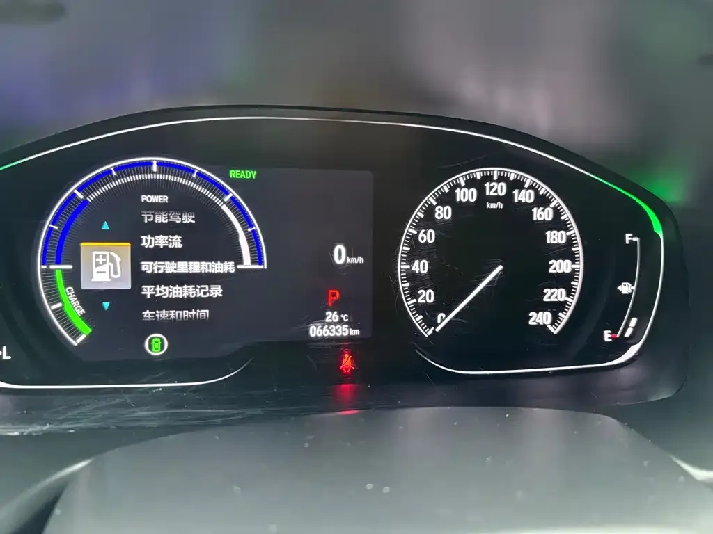 Honda Accord — фото 9